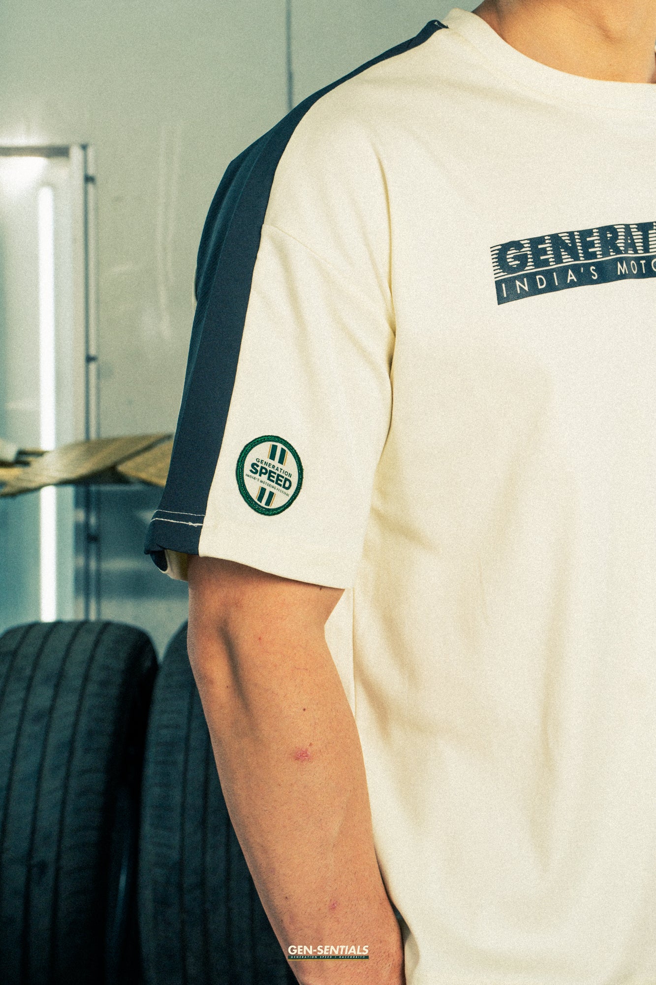 Generation Speed // Men’s Tech Tee – Performance Fit (B.Green & Off-White)